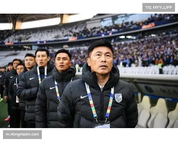 大连英博阿奇姆彭斯坦丘组合难救主 李国旭攻防失衡暴露战术体系缺陷